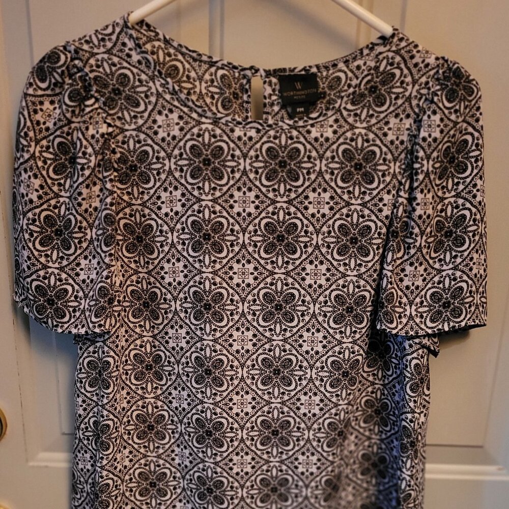 Worthington Black & White Short Sleeve Top Size Petite Medium